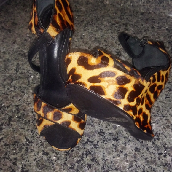 Shoes - Picture 3 of 3